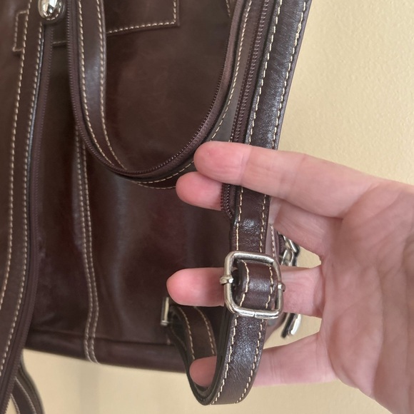 La Diva leather backpack - Picture 9 of 16